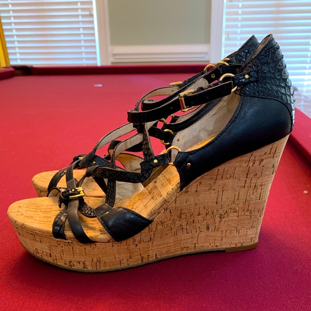 Michael Kors Wedge size 8.5